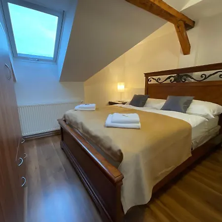 Rosna Apartman Kassa