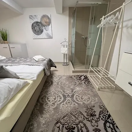 Rosna Apartman Kassa